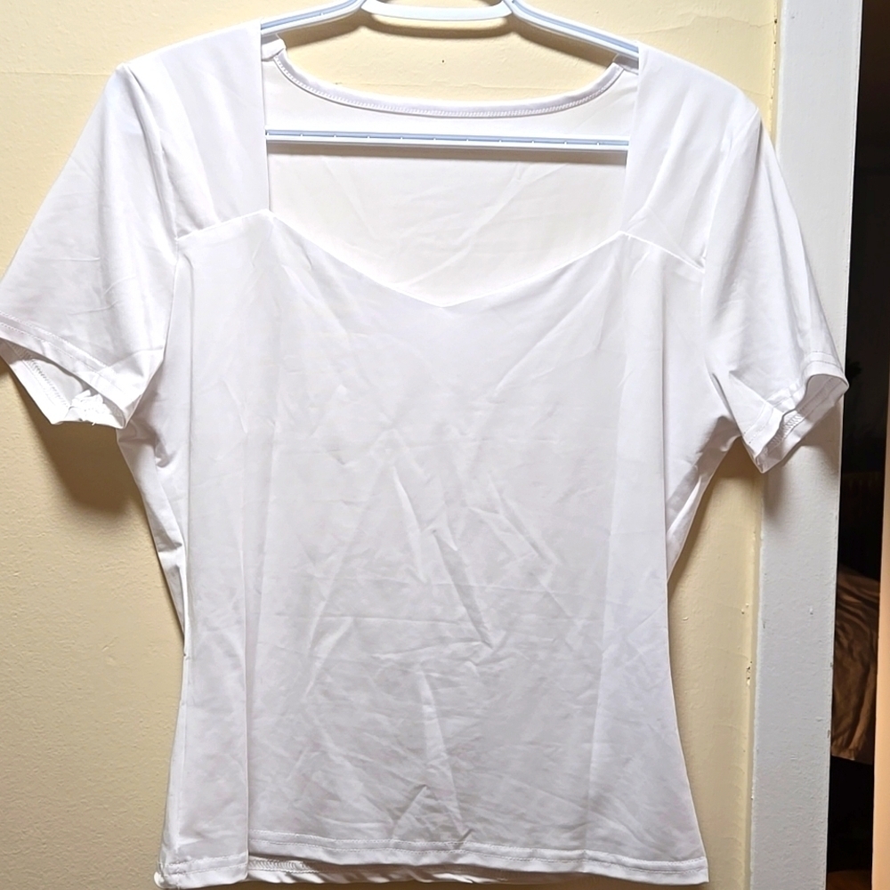 Unbranded Size L White Scoop V-Neck T-Shirt